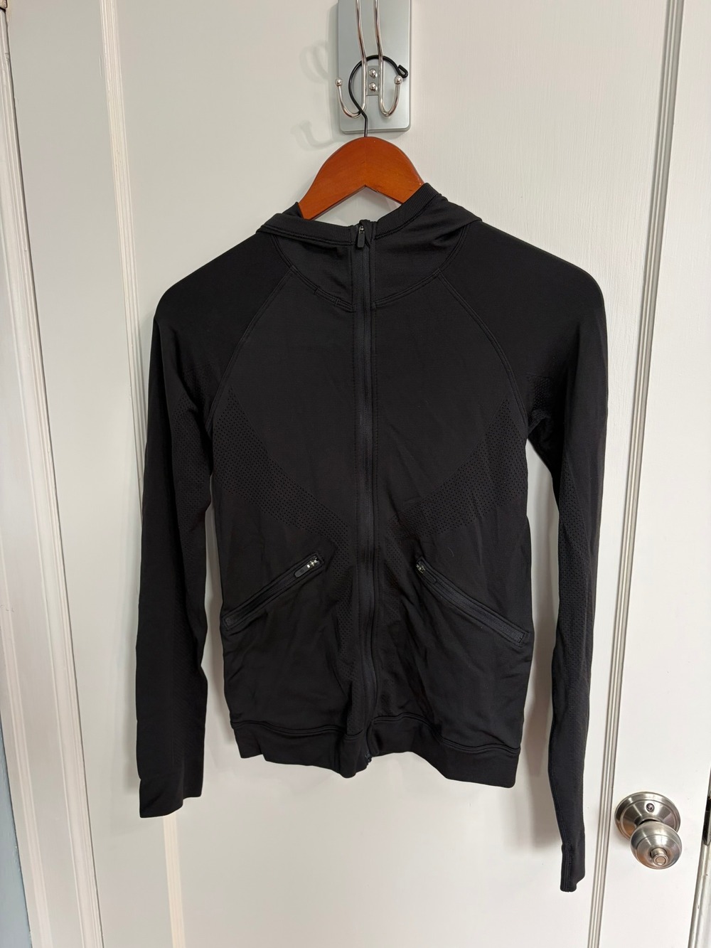 Lululemon Mesh on Mesh Jacket Full Zip Hoodie Black Size 6